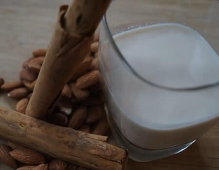 Leche de almendras